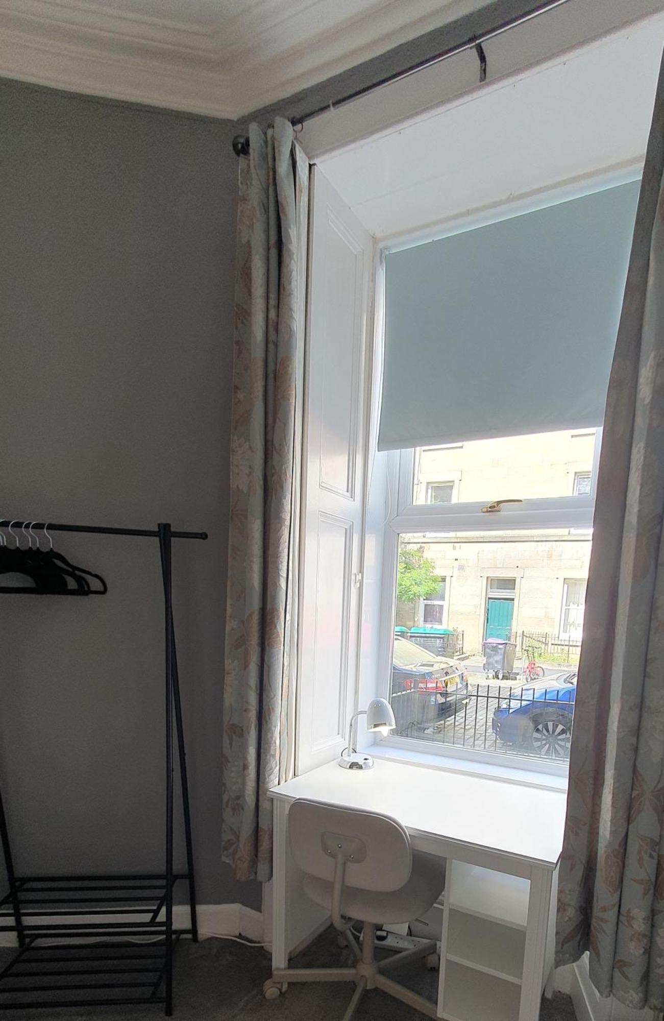 Beautiful Ground Floor Flat Near Haymarket 에든버러 외부 사진